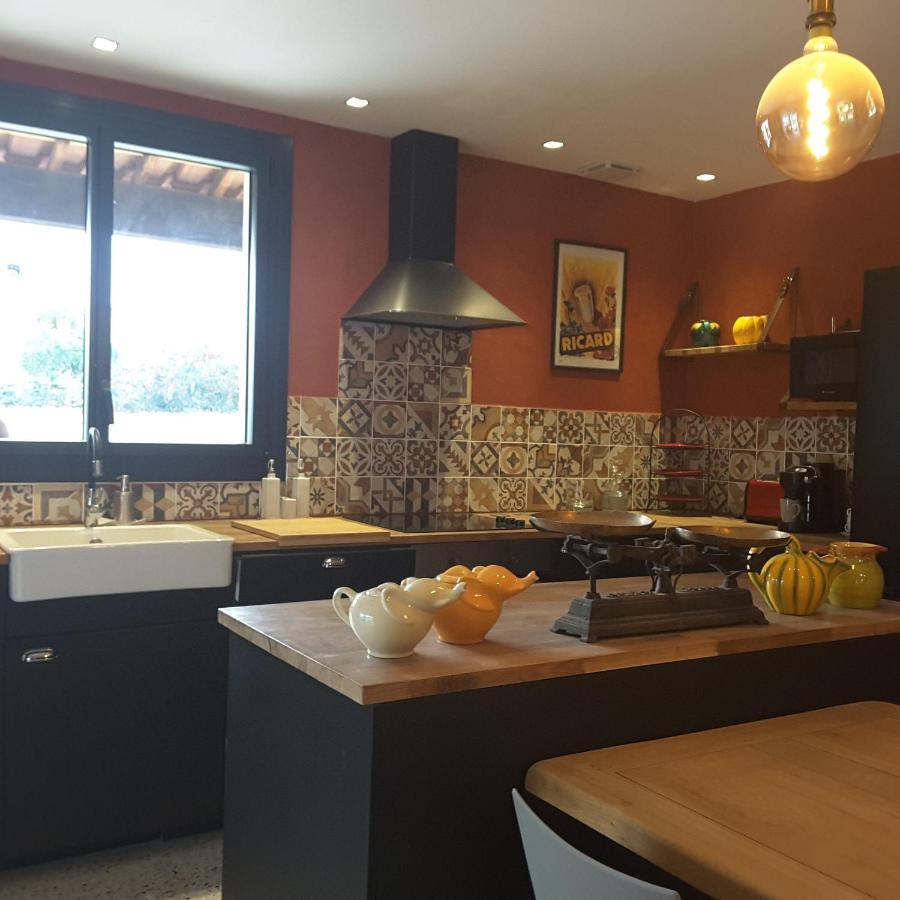 Philoxenia Bed & Breakfast Pourrieres Ngoại thất bức ảnh