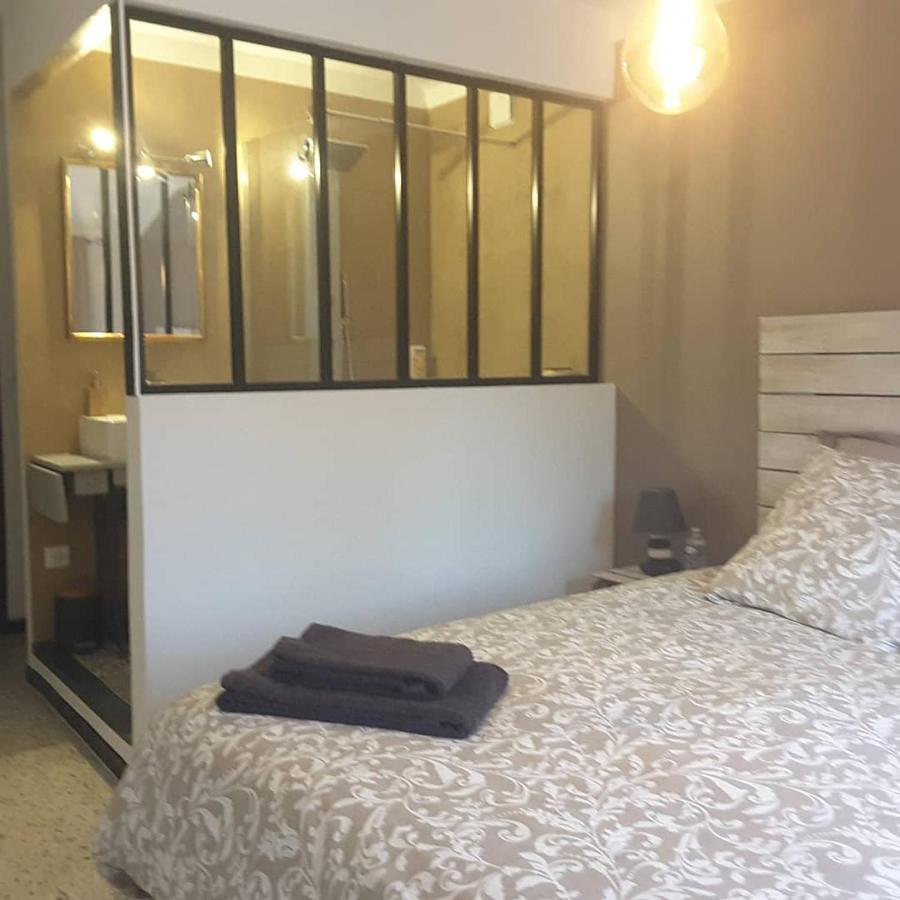 Philoxenia Bed & Breakfast Pourrieres Ngoại thất bức ảnh