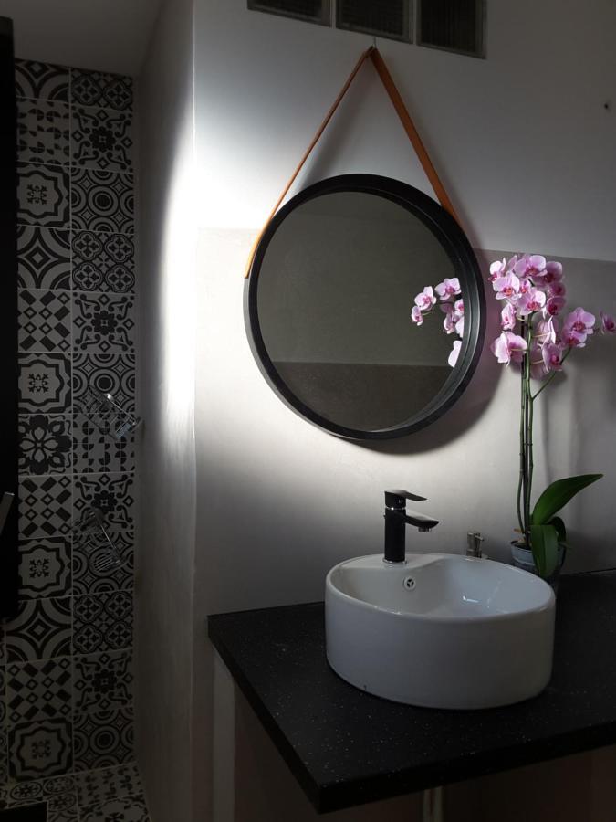 Philoxenia Bed & Breakfast Pourrieres Ngoại thất bức ảnh